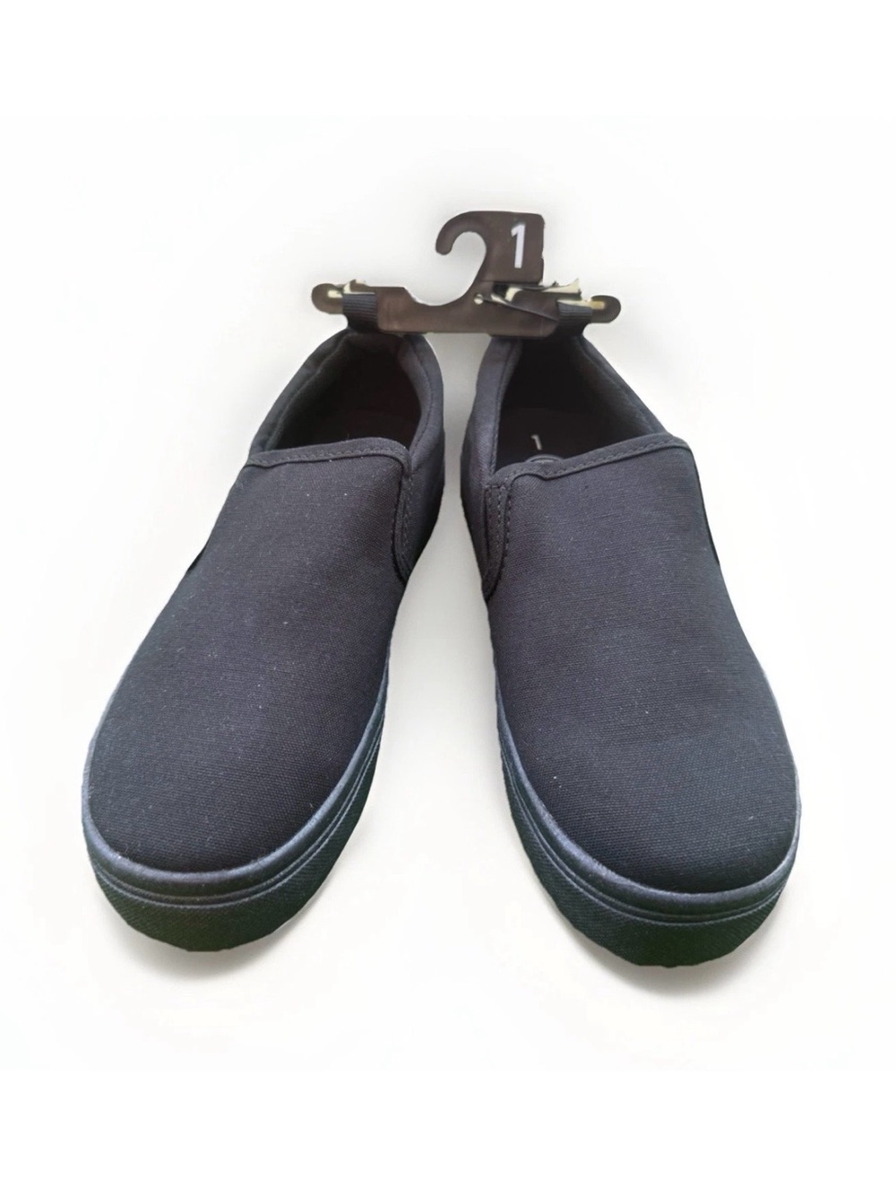 wonder nation Kids’ Size 1Y Black Slip-On Sneakers Memory Foam NEW - Picture 2 of 8